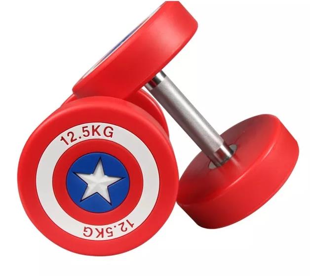 Captain America Dumbbells ได้กลายเป็นที่ชื่นชอบใหม่ในอุตสาหกรรมการออกกำลังกาย